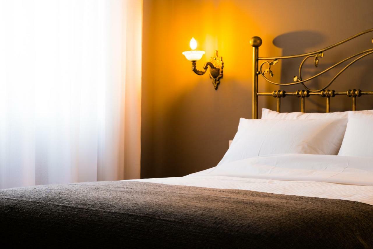 Ch Adrianou Suites Atény Exteriér fotografie